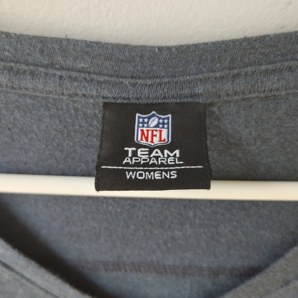 Chicago Bears V Neck T-Shirt NFL Team Apparel - Picture 2 of 3